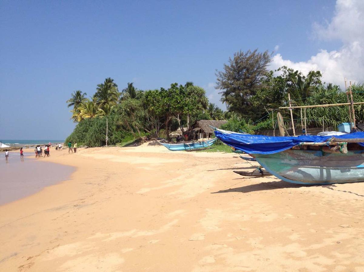 Nil Menik Villa Bentota Esterno foto